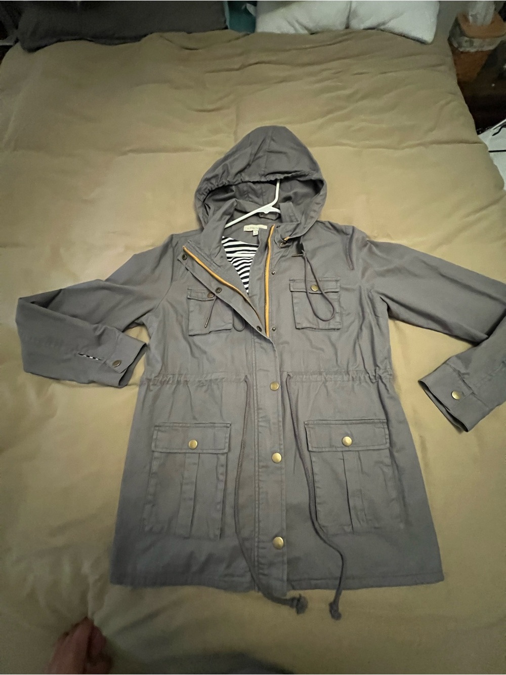 41 Hawthorn Gray Hooded Jacket with Navy Striped Lining women’s size XL